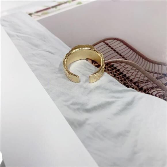 Retro Half Face Ring – Gold-Tone Open Loop Band - Picture 4 of 5